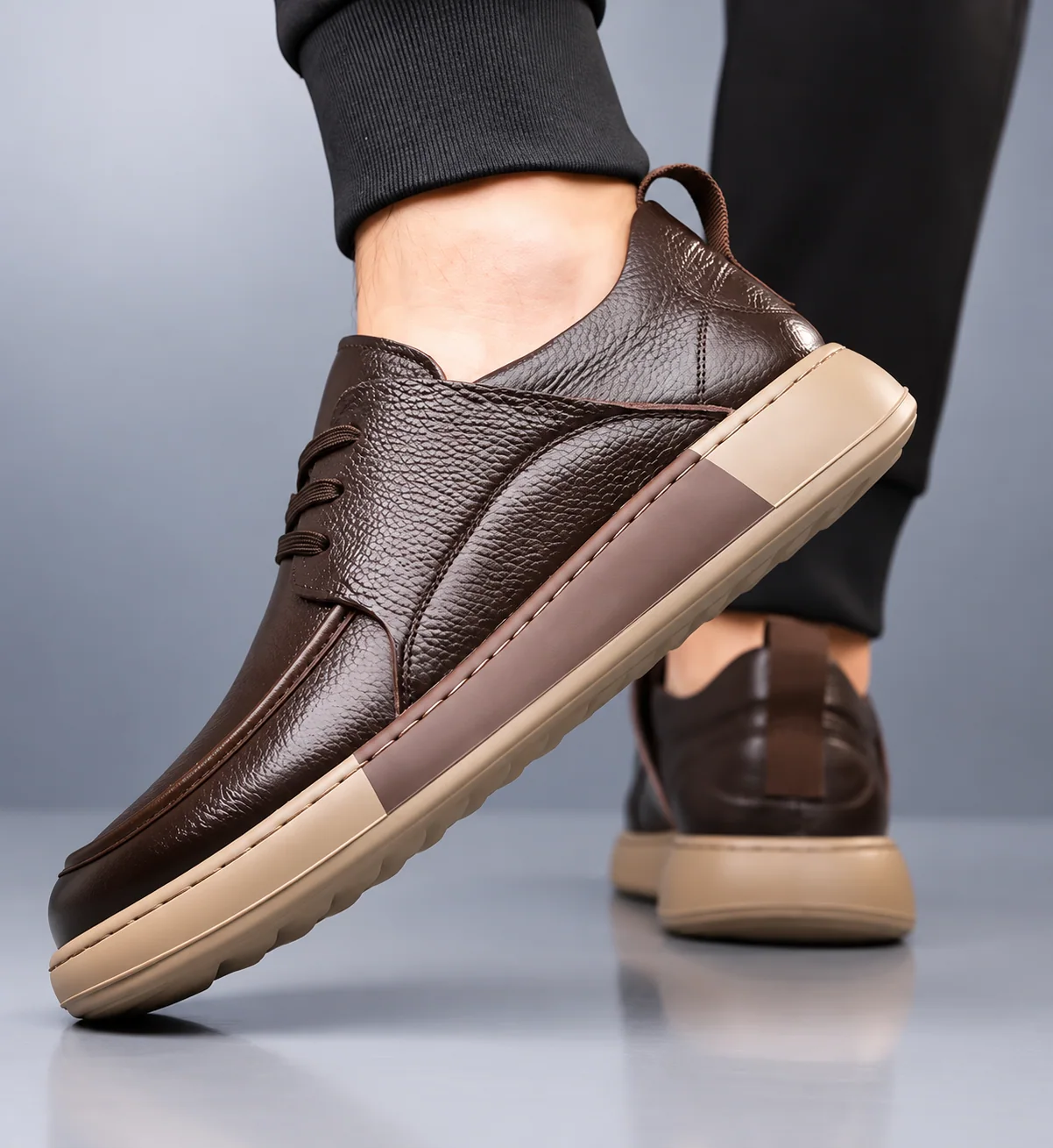 Chaussures marron portées