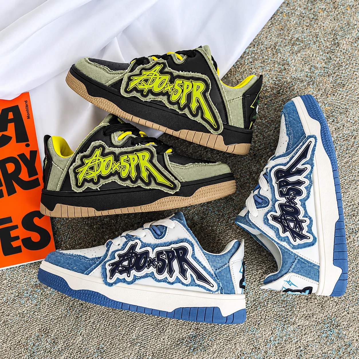 Coloris kaki noir jaune et bleu blanc illustrés