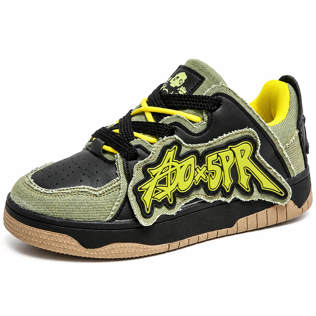 Sneakers basses graffiti — effet denim et détails contrastés